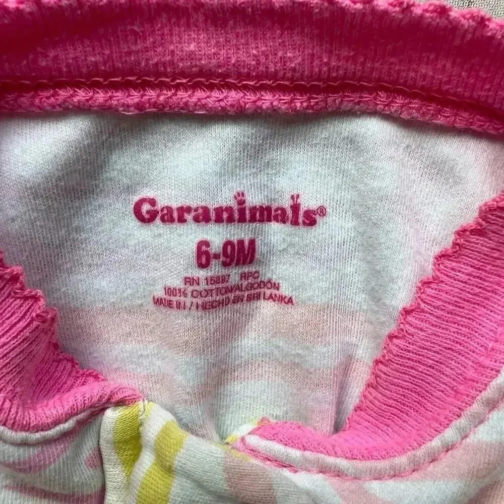 Garanimals/Child of Mine baby girls' sleep & play outfits Sze 6-9 months